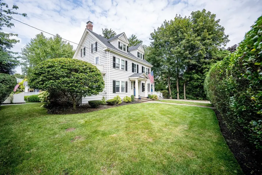 6 Geneva Rd, Melrose, MA 02176 - #3