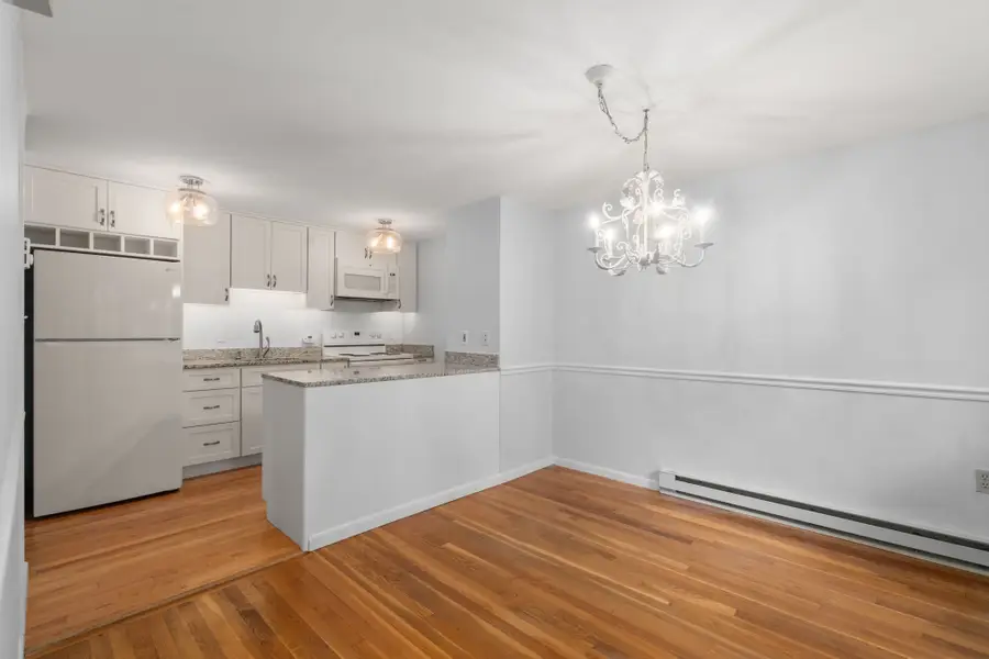 60 Lake St #E, Winchester, MA 01890 - #2