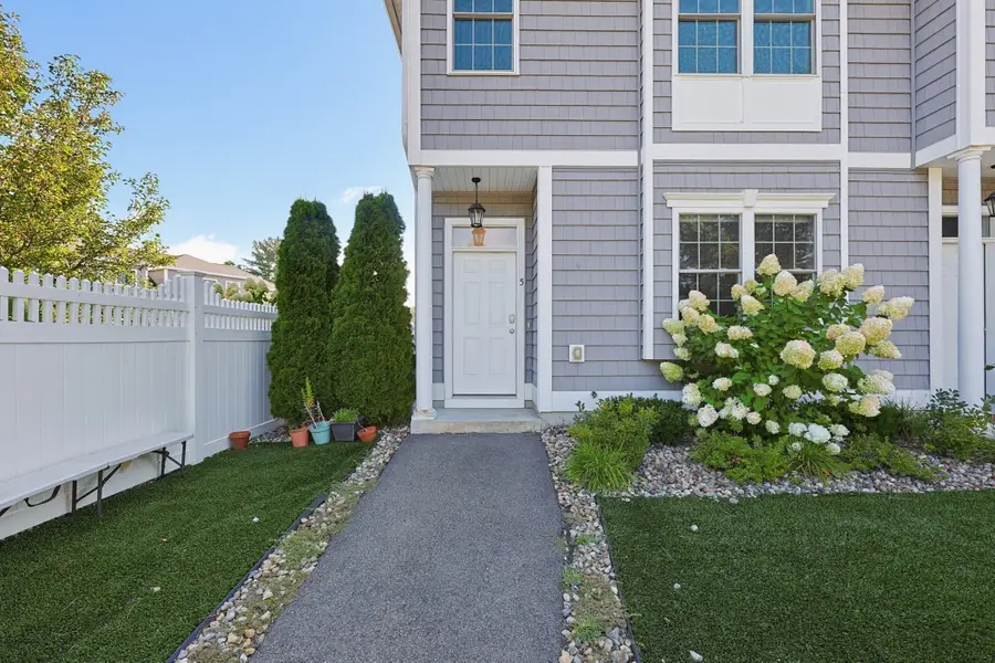5 Jerome Rd #5, Tewksbury, MA 01876 - #3