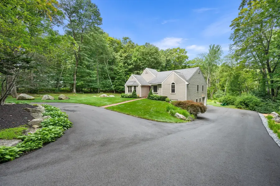 144 Baldwin St, Leicester, MA 01524 - #3