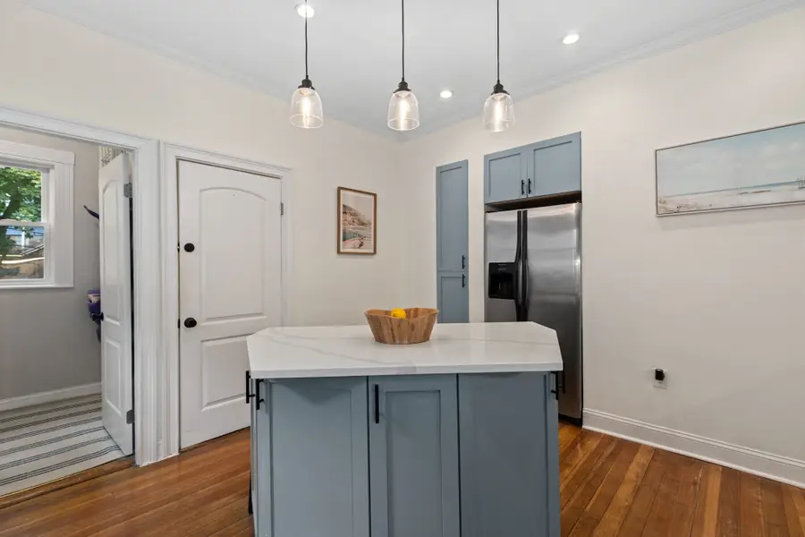 285 Minot St #2, Boston, MA 02124 - #3