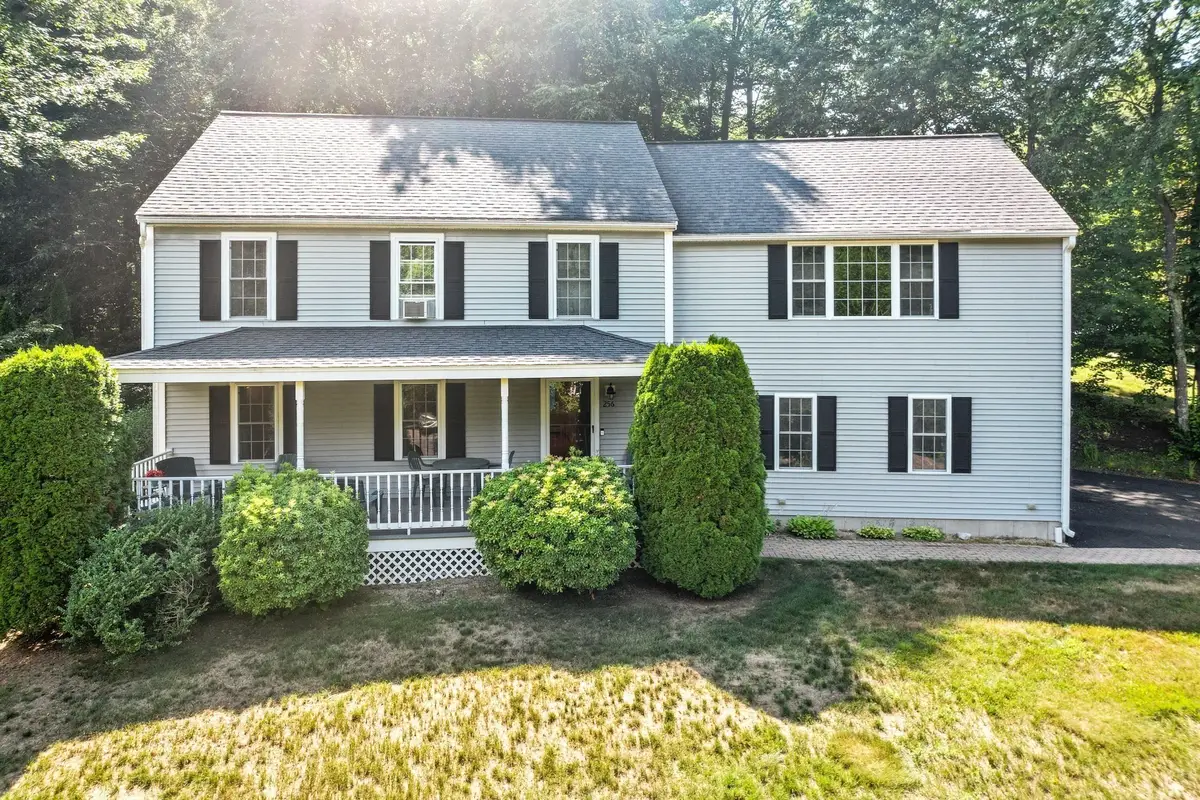 256 Stoneybrook Rd, Fitchburg, MA 01420 - #1
