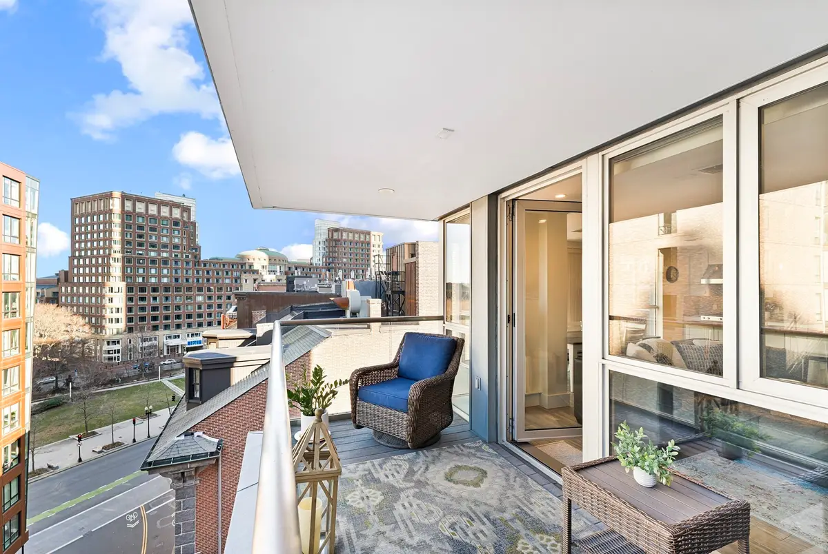 99-105 Broad St #8-C, Boston, MA 02110 - #1