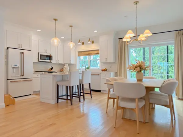 68 Prospect St #1, Peabody, MA 01960