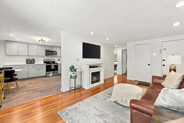 80 Renwick Rd #B, Wakefield, MA 01880