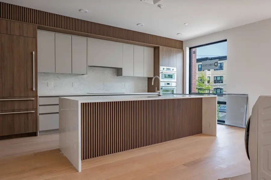 80 Vernon Street #Unit 1-A, Brookline, MA 02446 - #3