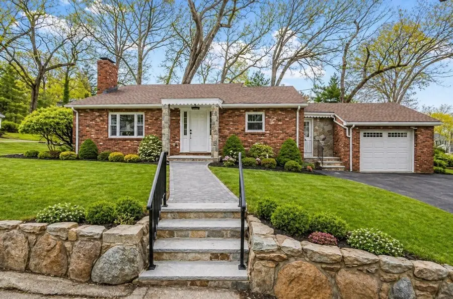 78 Windemere Cir, Braintree, MA 02184 - #2