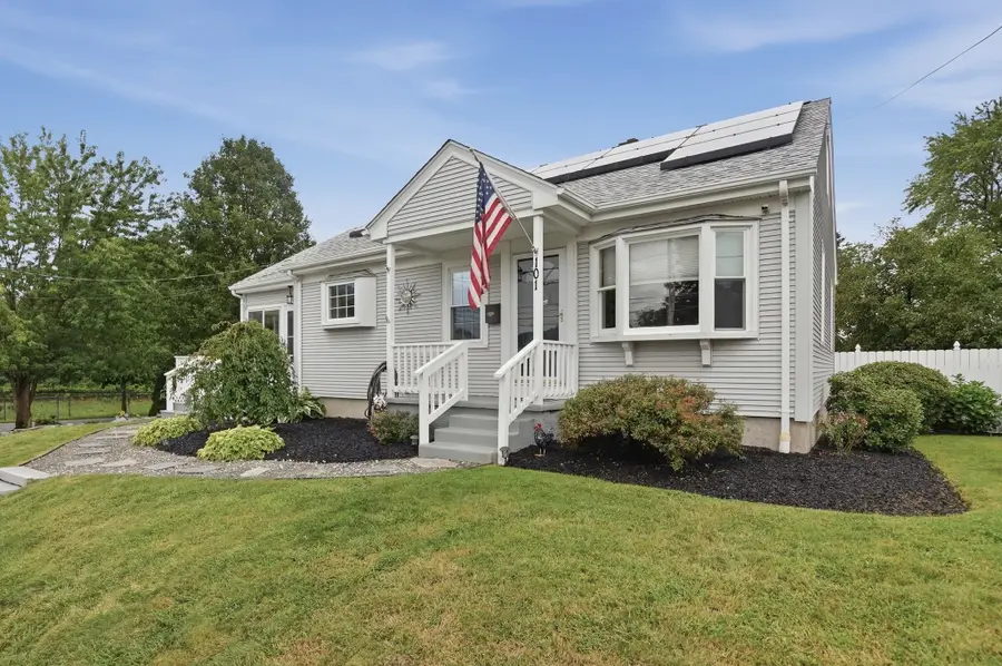 101 Moody Street, Bellingham, MA 02019 - #2