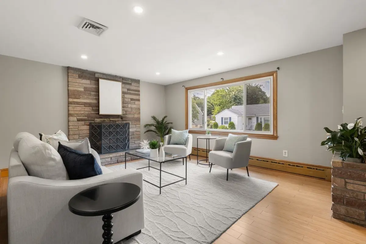 8 Helene St, Quincy, MA 02169 - #1