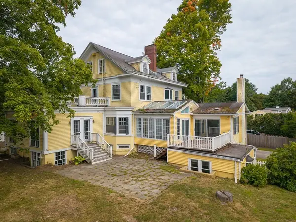 115 School, Manchester, MA 01944