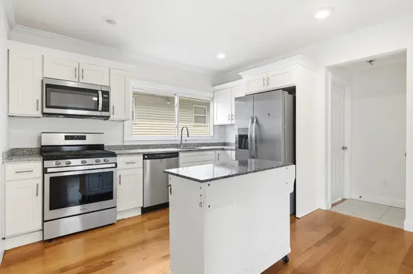 23 Thorndike St, Revere, MA 02151