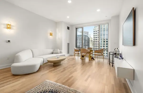 500 Atlantic Ave #PH21C, Boston, MA 02210