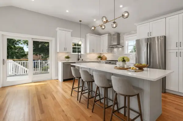 25 Locust St #2, Winthrop, MA 02152
