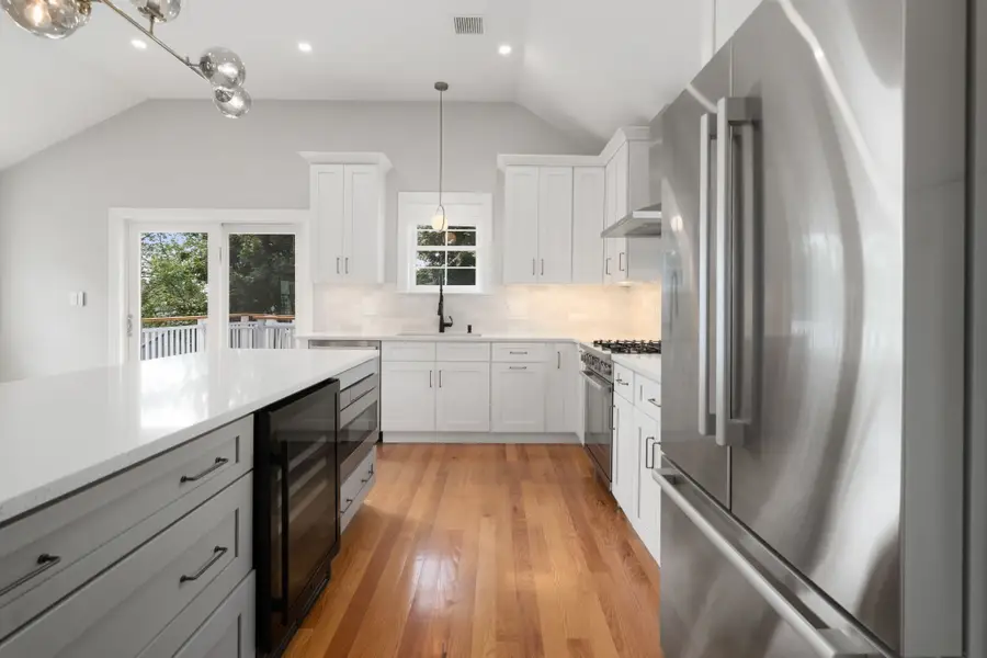 25 Locust St #2, Winthrop, MA 02152 - #2
