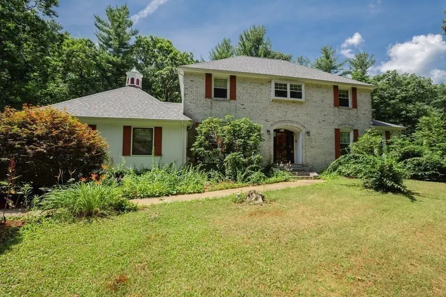 217 Grove St, Paxton, MA 01612 - #3