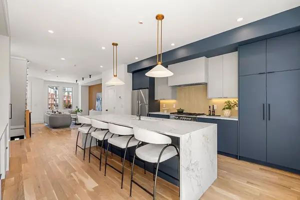 17 Lothrop St #17, Boston, MA 02135