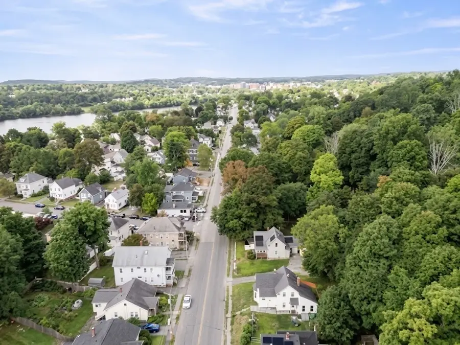 184 Groveland St, Haverhill, MA 01830 - #3
