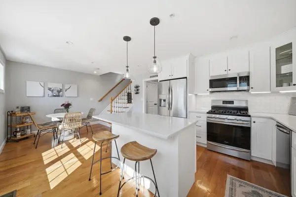 61 Valley St #2, Wakefield, MA 01880