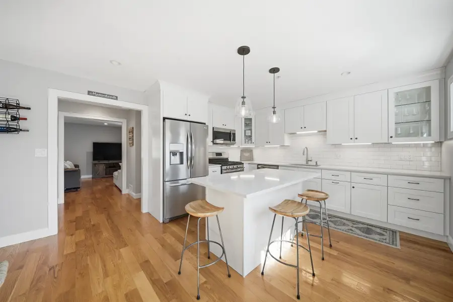 61 Valley St #2, Wakefield, MA 01880 - #3