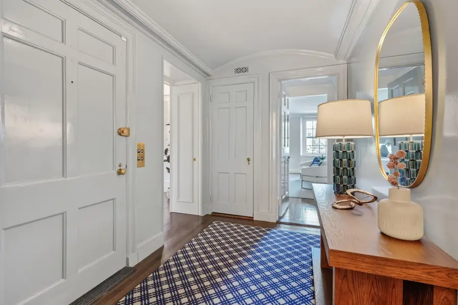 172 Beacon St #3, Boston, MA 02116 - #2