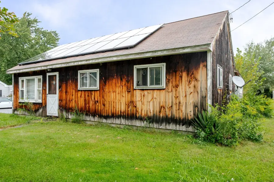 56 John St, Lunenburg, MA 01462 - #3