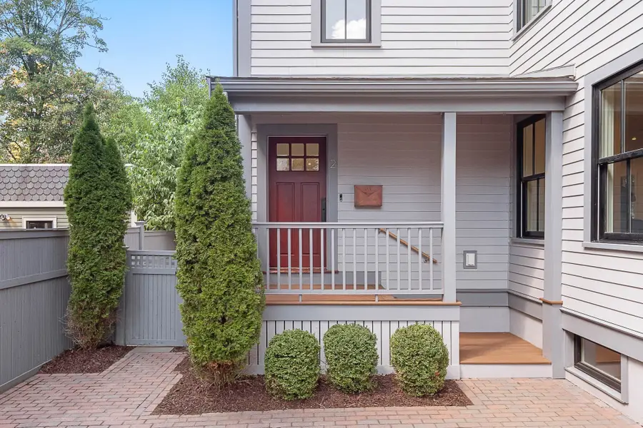 27 Walden St #2, Cambridge, MA 02140 - #2