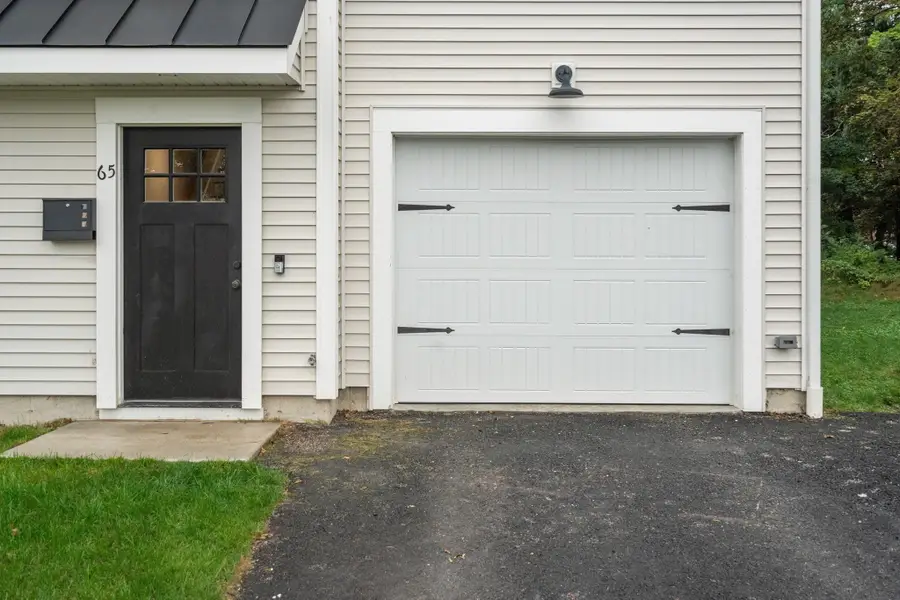 65 Castine St., Worcester, MA 01606 - #3