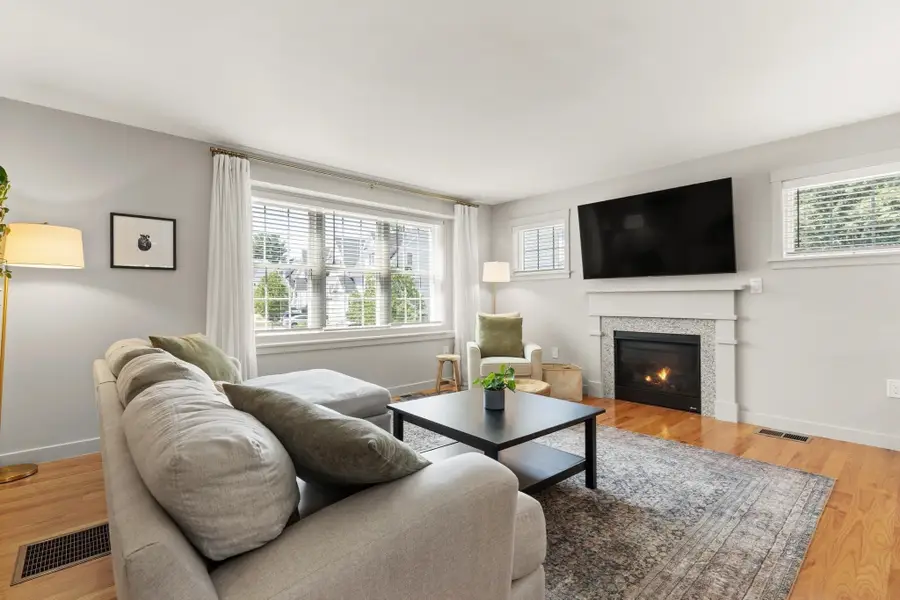 25 Craftsman Ct #25, South Grafton, MA 01560 - #3