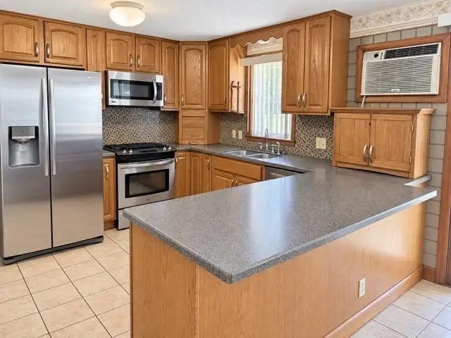 709 North Branch Pkwy, Springfield, MA 01119 - #3