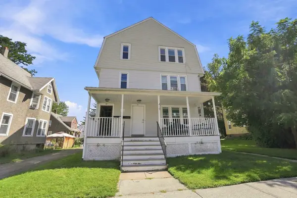39 Bell St, Chicopee, MA 01013