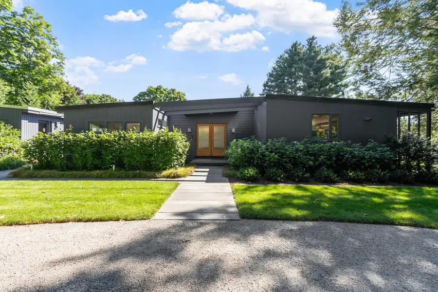 240 Concord Rd, Lincoln, MA 01773 - #2