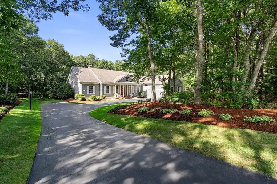 11 Sycamore Ave, Bourne, MA 02532 - #2