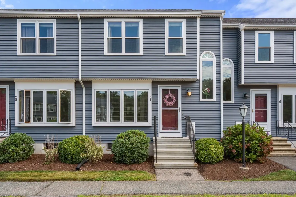 21 Welch #21, South Easton, MA 02375 - #1
