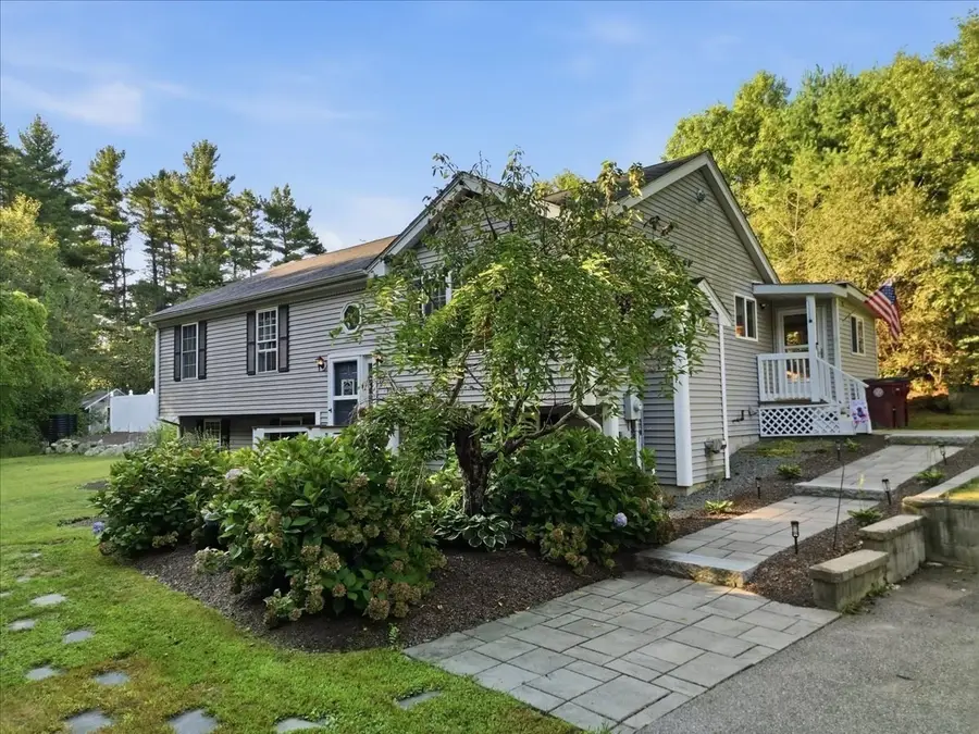 15 Old Center St, Middleboro, MA 02346 - #3