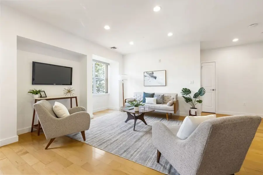 65 Beacon St #403, Somerville, MA 02143 - #2