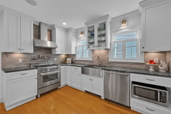 22 Fayette St #3, Cambridge, MA 02139