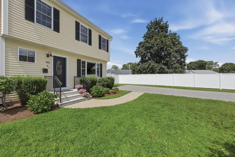 173 Bedford Rd #B, Woburn, MA 01801 - #2
