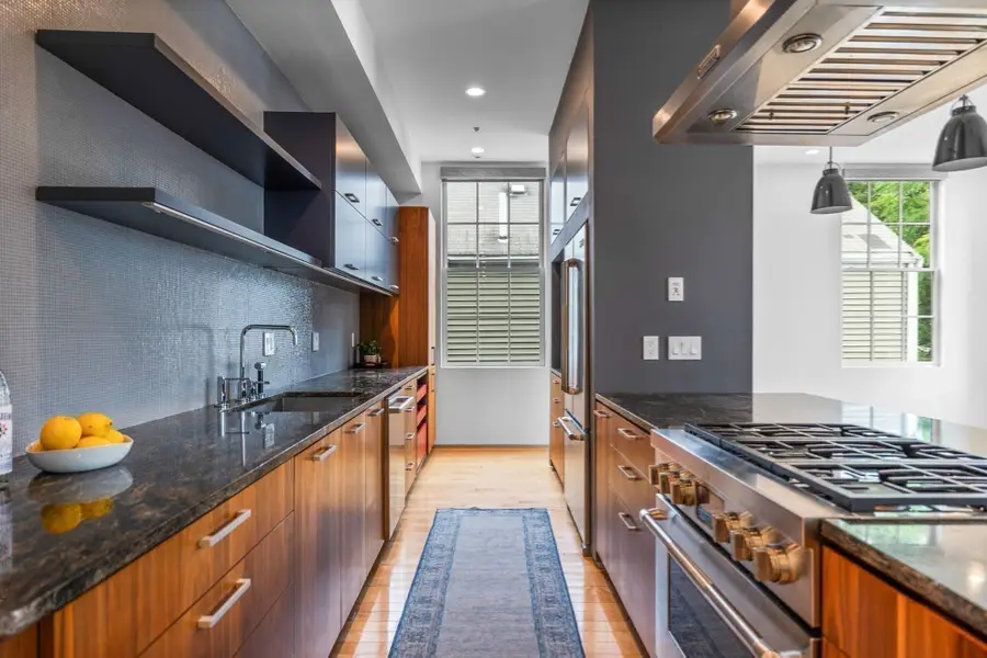 618 East 2nd St #Two, Boston, MA 02127 - #3