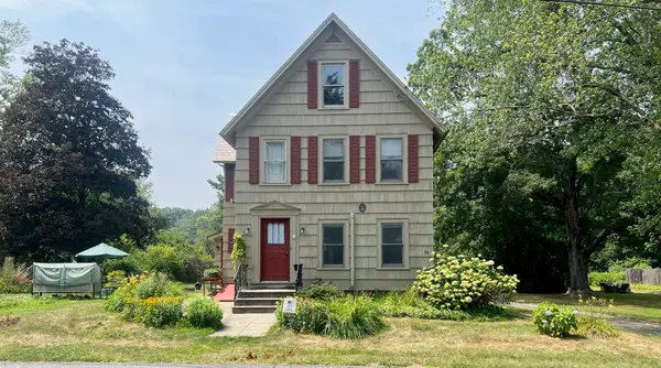 94 Meridian Street, Greenfield, MA 01301