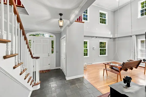 87 Montague Rd, Westhampton, MA 01027