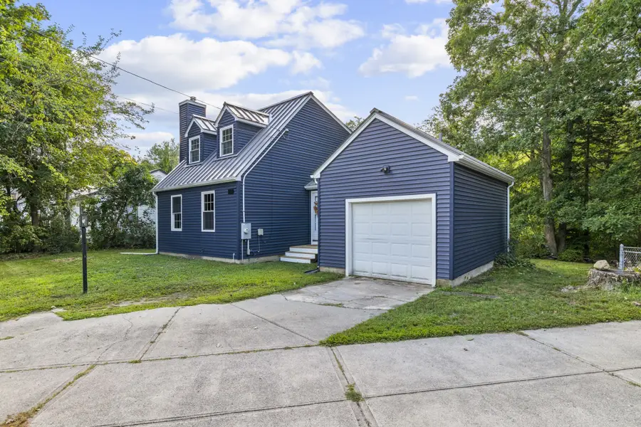 27 Westdale Ave, Seekonk, MA 02771 - #3