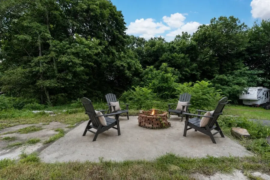 163 Highland St, Clinton, MA 01510 - #3