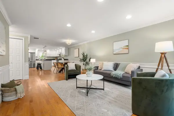 34 Park St #34, Arlington, MA 02474