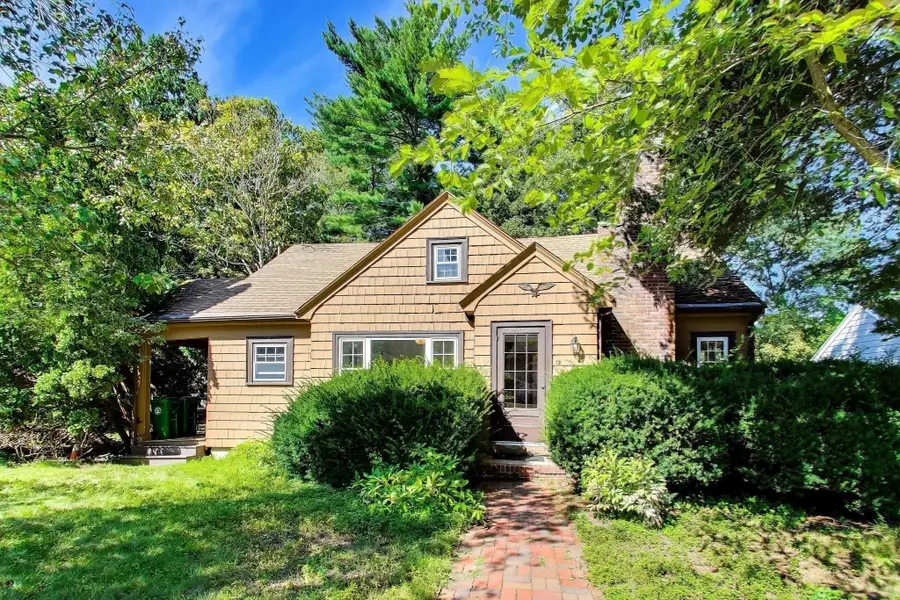 72 Sexton Ave, Westwood, MA 02090 - #2