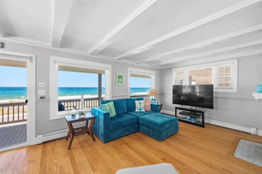 331 Beach Ave, Hull, MA 02045 - #3