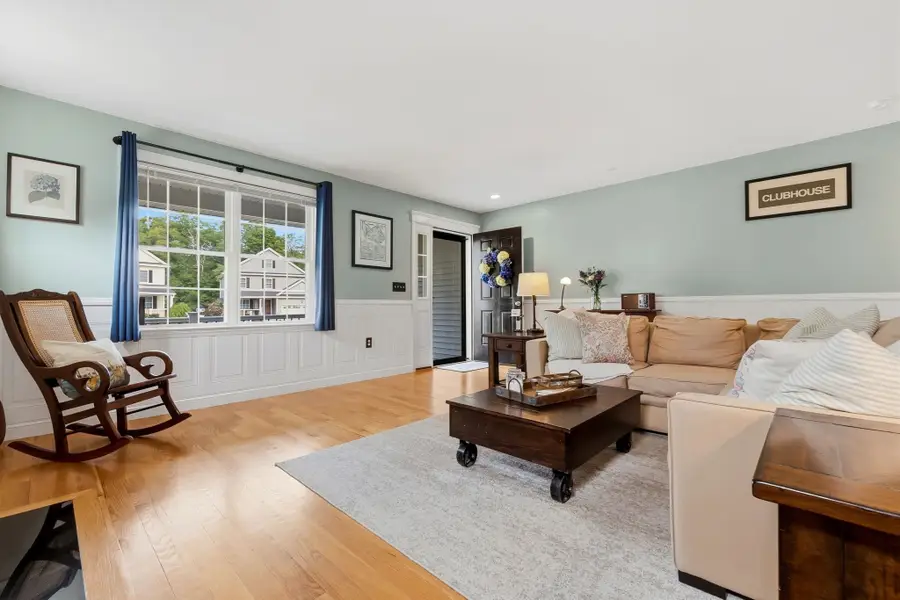 9 Comanche Cir #11, Haverhill, MA 01835 - #3