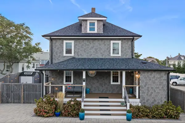 3 Lincoln St, Hull, MA 02045