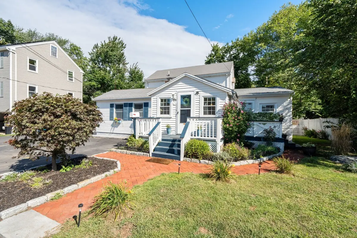 33 Plant Rd, Waltham, MA 02451 - #1