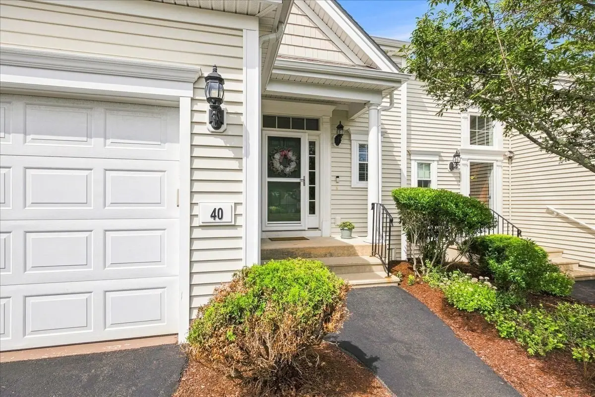 40 Stonebridge Dr #40, Hanson, MA 02341 - #1