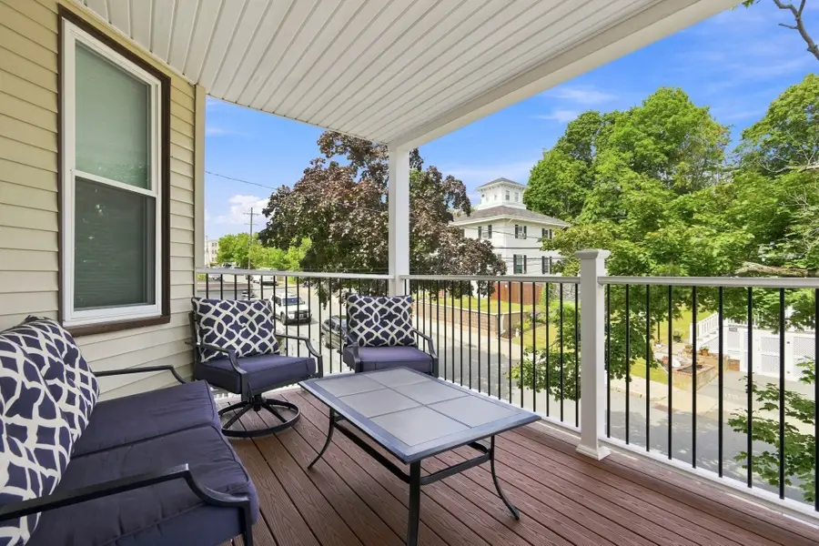 111 Locust St #2, Winthrop, MA 02152 - #3